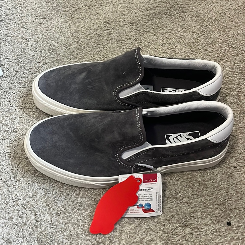 NWT Gray Suede Vans - waterproof!